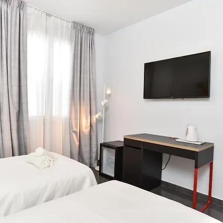 Kuve Hotell
