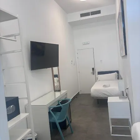 Kuve Hotell