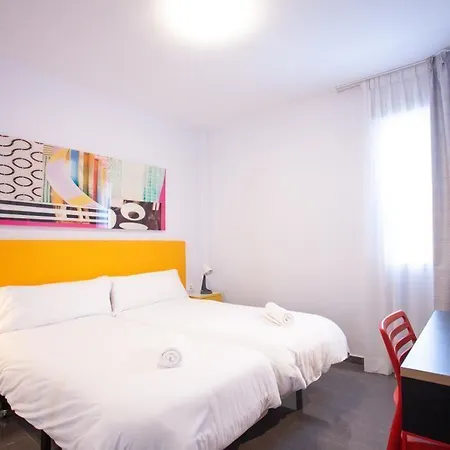 Kuve Hotell *