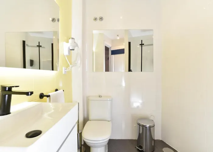Kuve Hotel