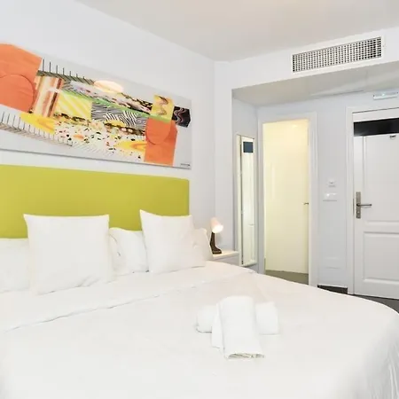 Hotel Kuve
