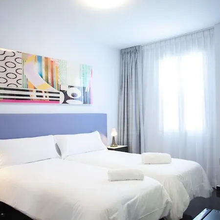 Kuve Hotel