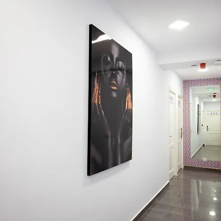 Hotel Kuve